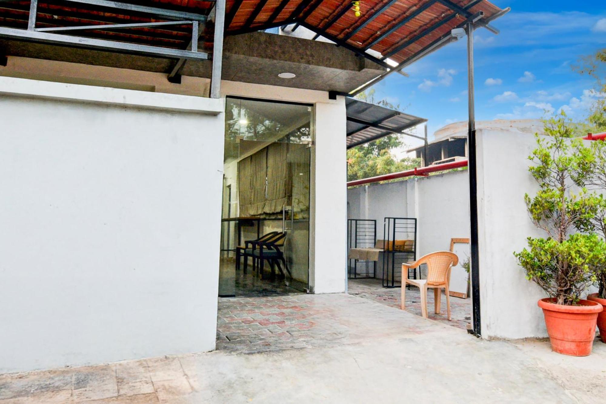 Super Townhouse Unnam Hotels Backside Of Tabala Rasa Pub, Financial District Haiderabad Buitenkant foto